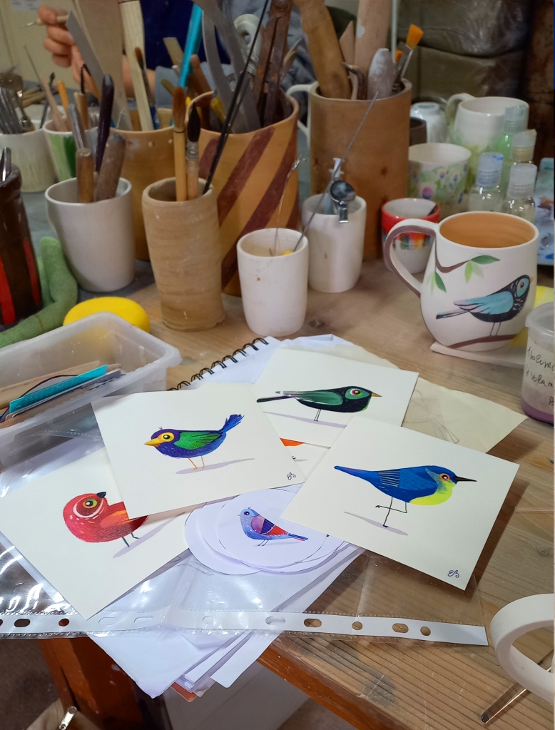 Fabrication de la Collection " Birds" à l'atelier céramique en collaboration avec Catherine Le Marc. 2022